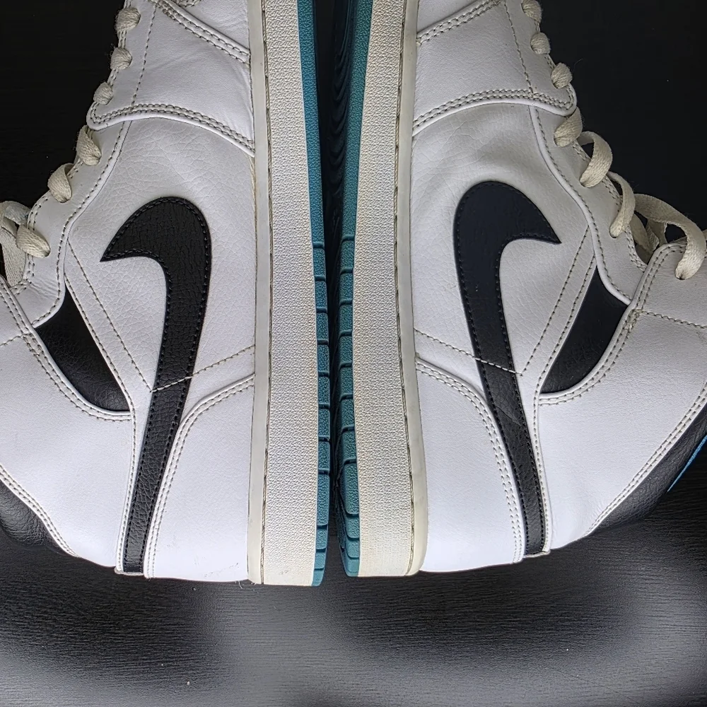 Nike Air Jordan 1 Mid High Top White Black Laser Blue Sneaker Shoe Size Us 15‎